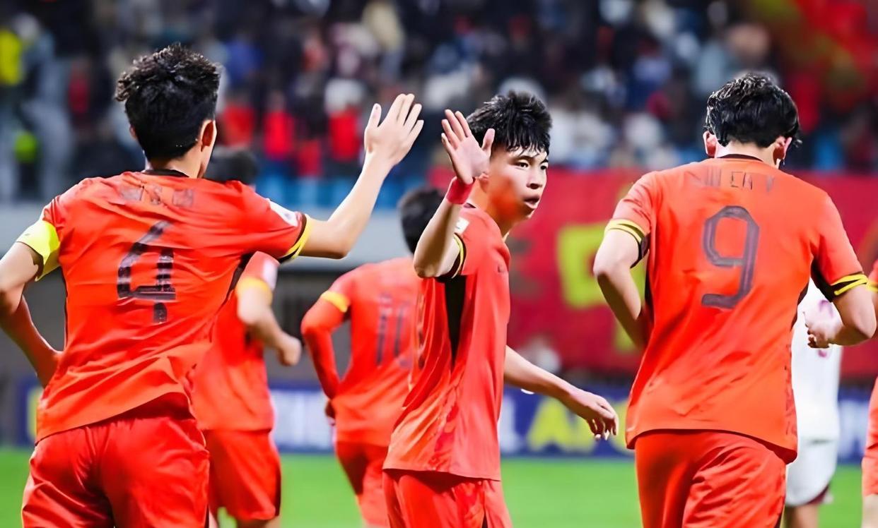 亚洲球队逆转比赛局面，成功迎来胜利