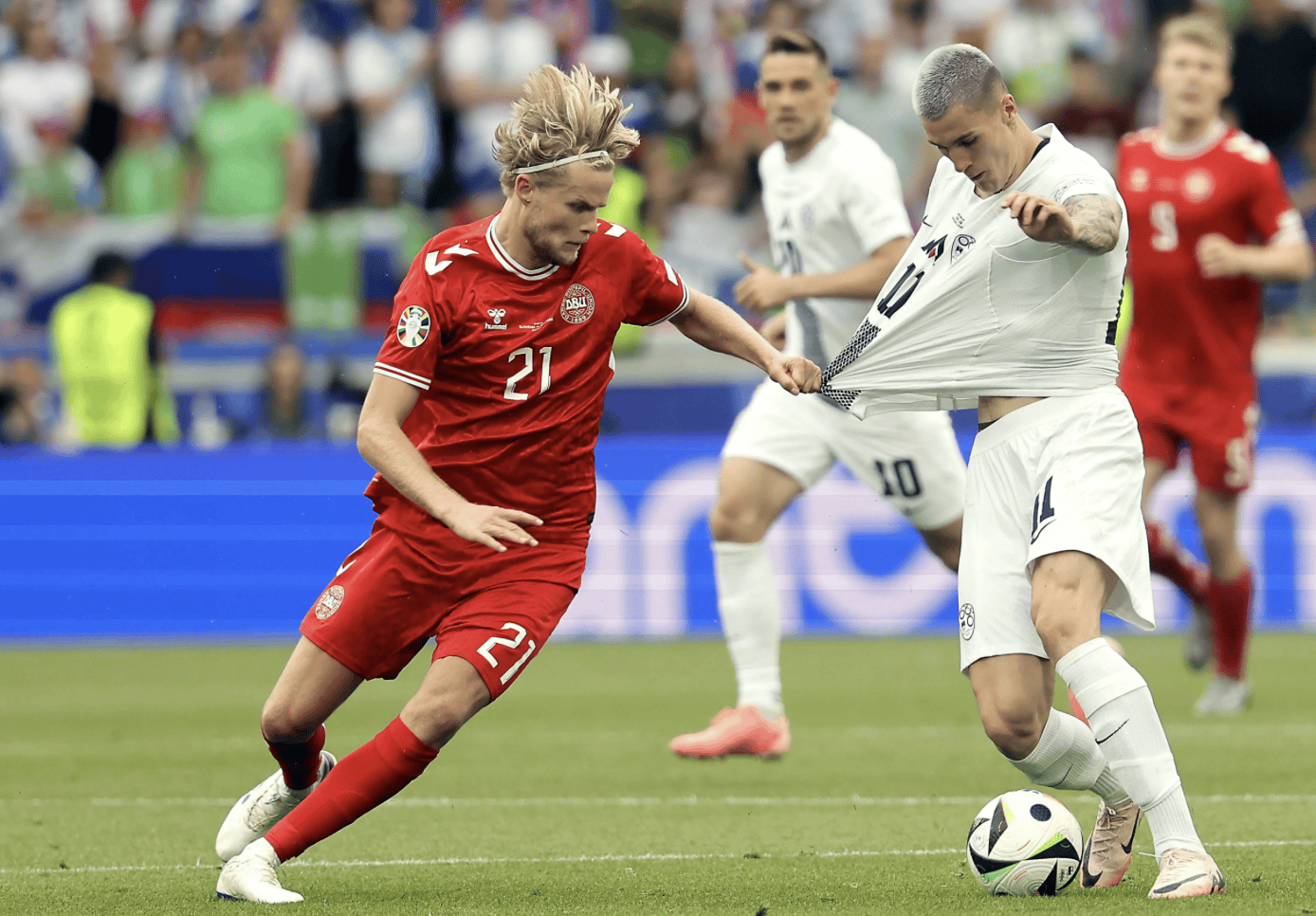 斯洛文尼亚主场力挽狂澜，逼平克罗地亚的简单介绍