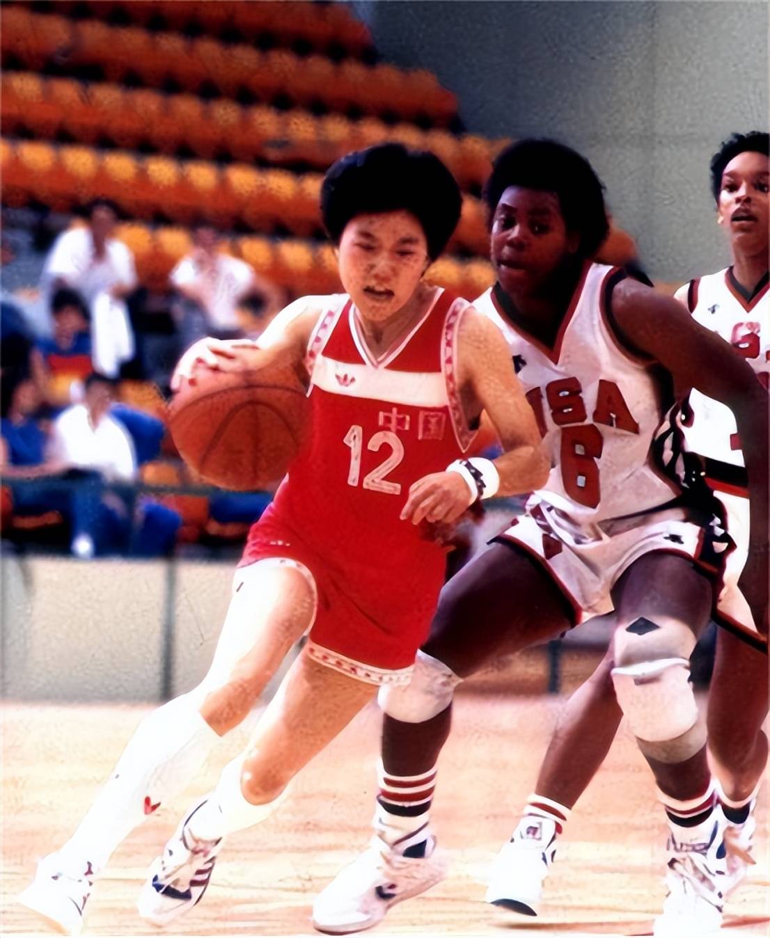 包含保加利亚女篮横扫乌克兰，晋级篮球世界杯四强的词条