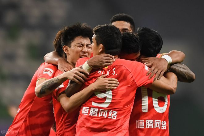 九游娱乐网页-关于恒大力图主场击败天津泰达，保持不败的信息