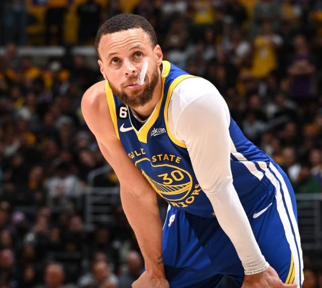 九游APP-勇士球员库里赛季报销，恢复进度逐渐加快