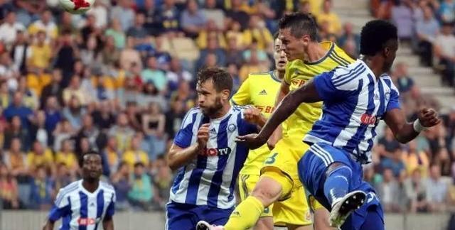 实力雄厚球队威震赛场，激战纷呈