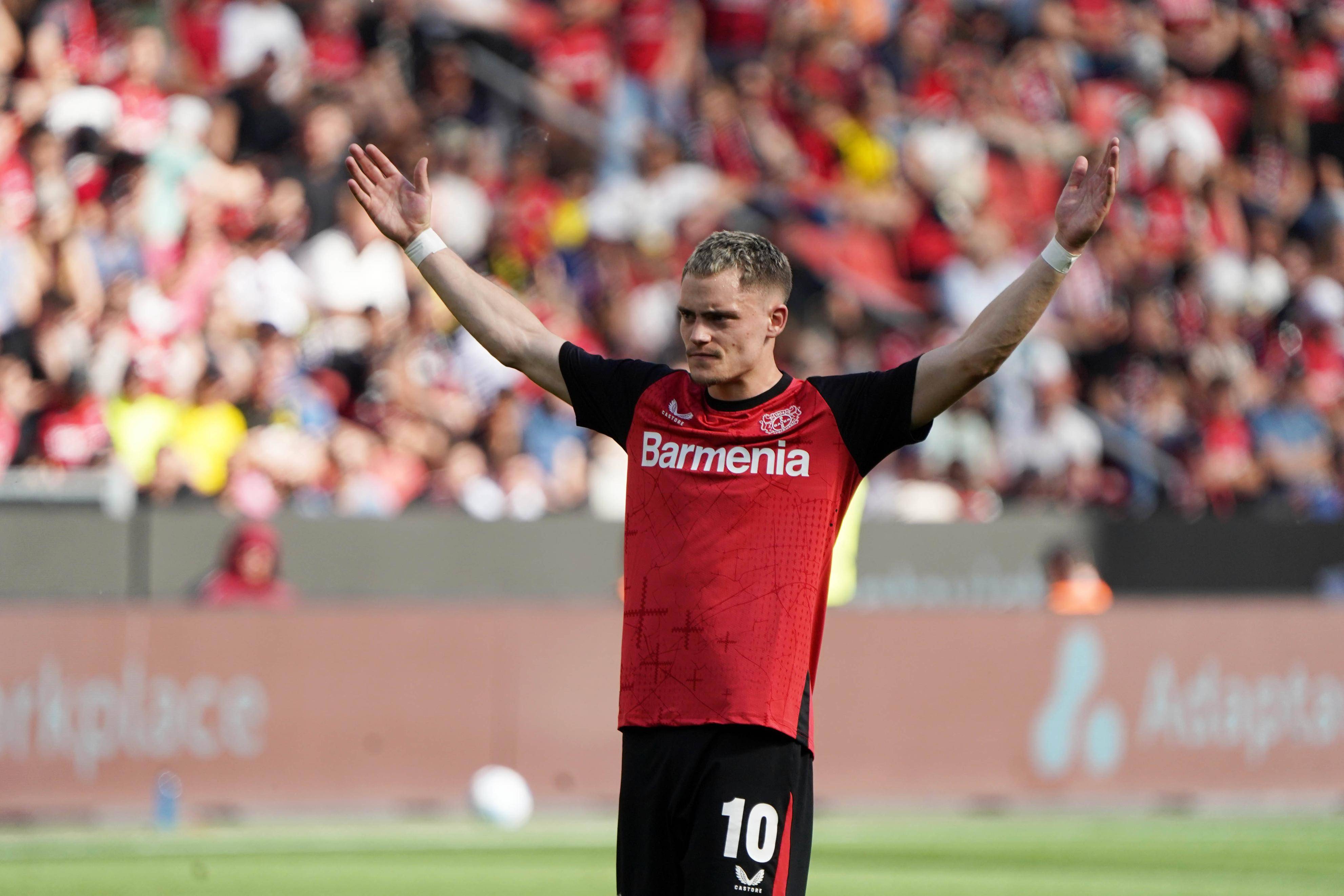 九游娱乐首页-曼联客场惨败，瓜帅面临严厉考验