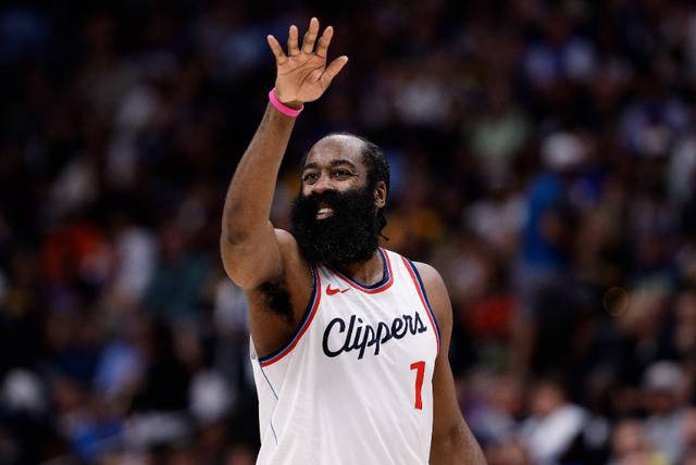 九游娱乐网站-人客场击败勇士，哈登表现抢眼