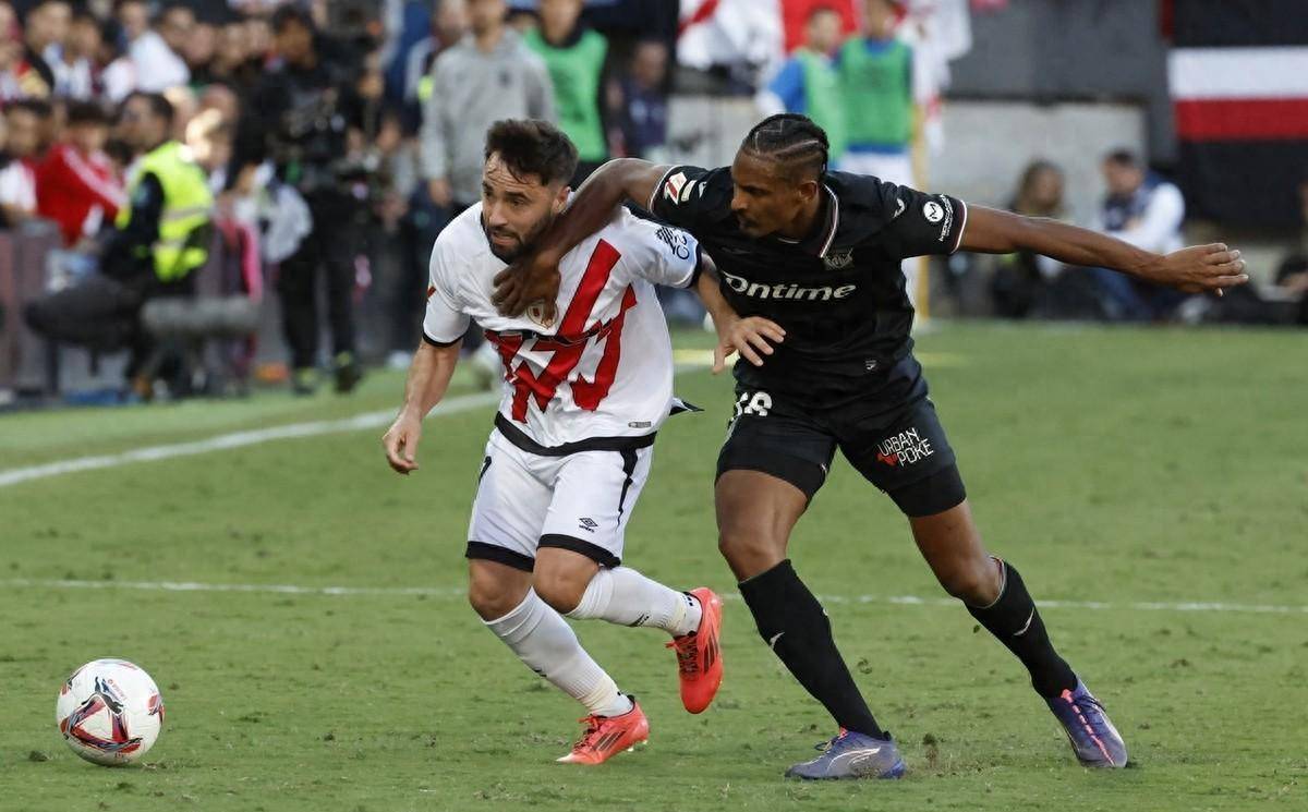 巴萨做客莱加内斯，抢分大战