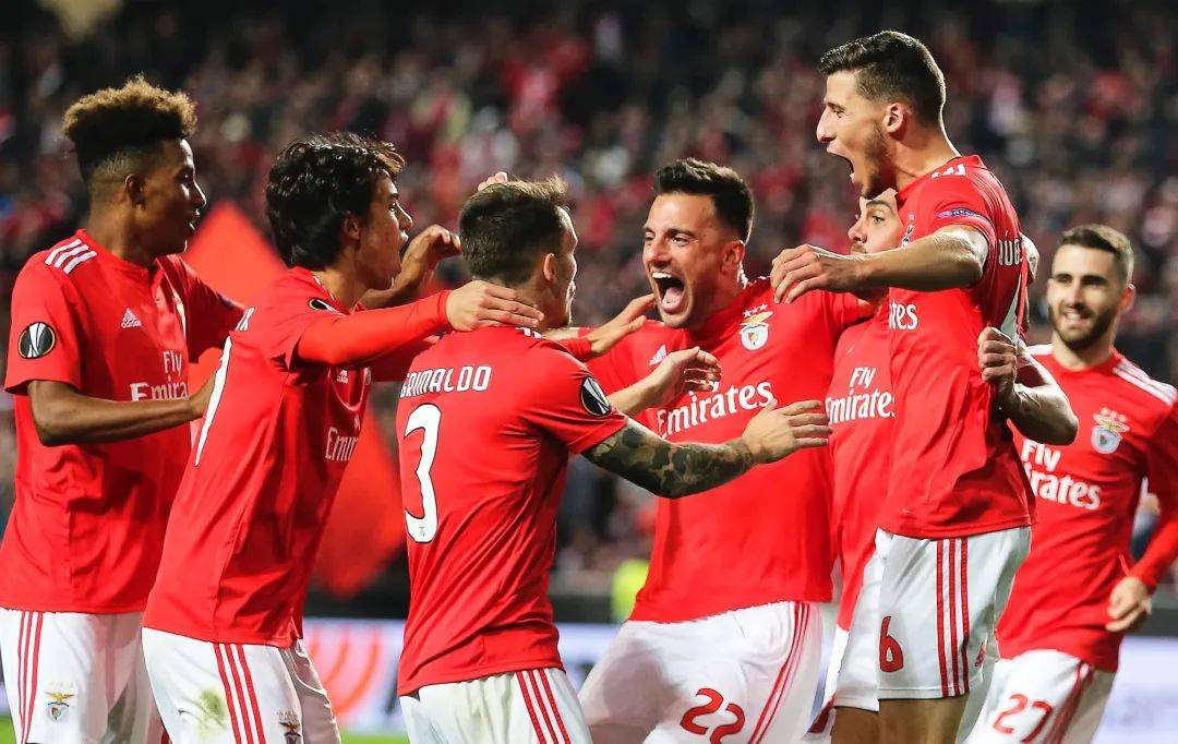 关于马赛主场险胜对手，积分榜略显保守的信息