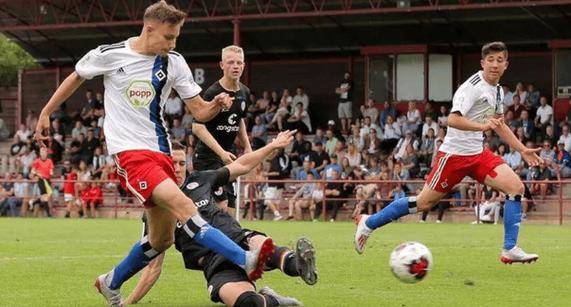 九游娱乐官方-柏林赫塔客场挑战强敌，取胜全凭实力拼搏