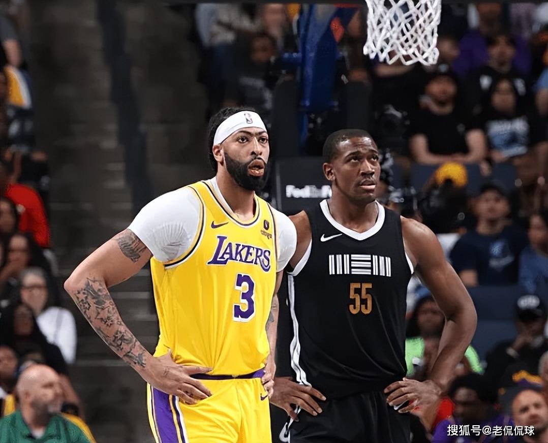 NS险胜FLY，Hanssama拿下关键大龙激烈交锋全球总决赛，强势挺进下一轮