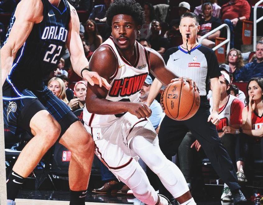 火箭再胜魔术一举晋级