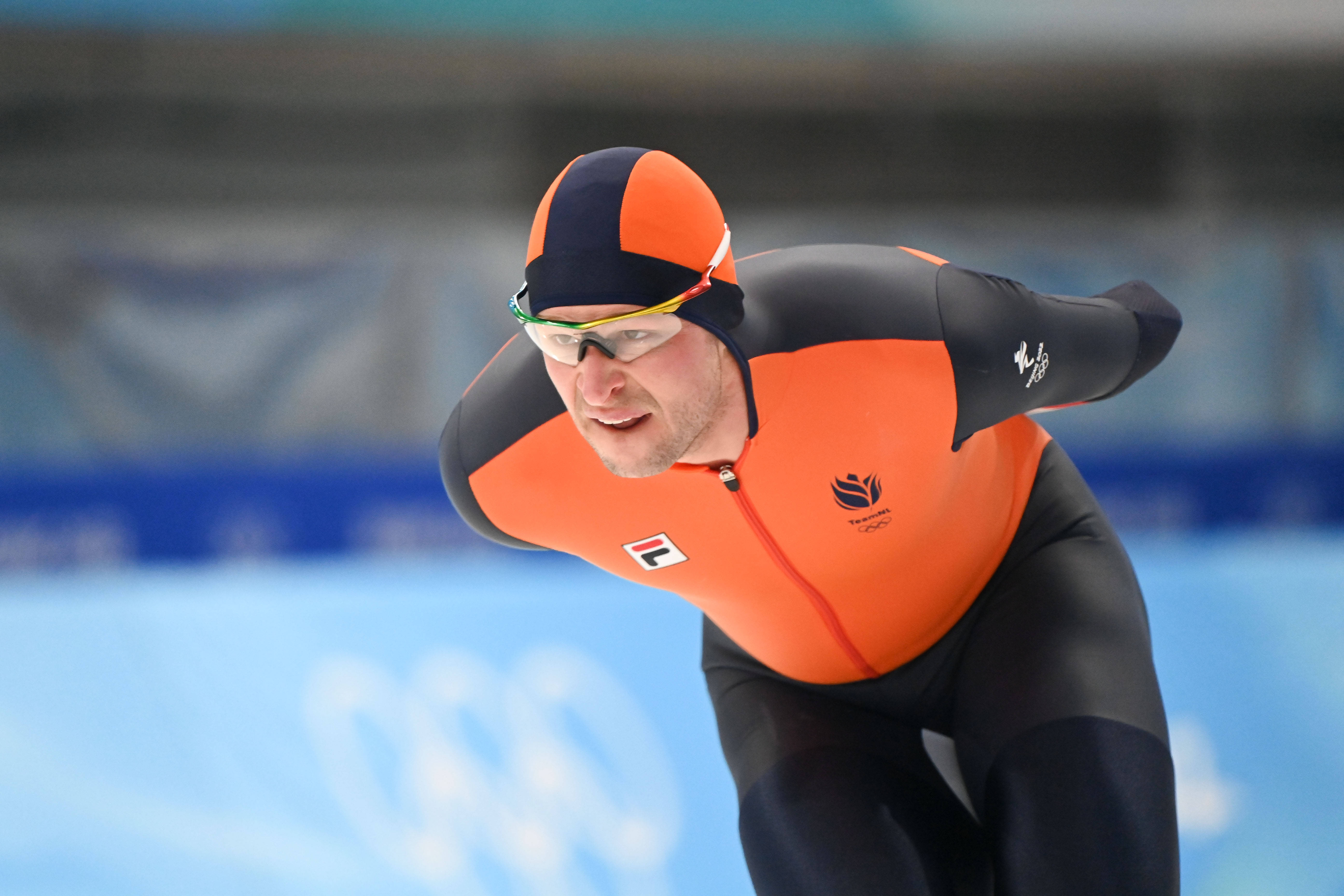 9you娱乐-卢森堡自行车选手速度如飞，夺金成功