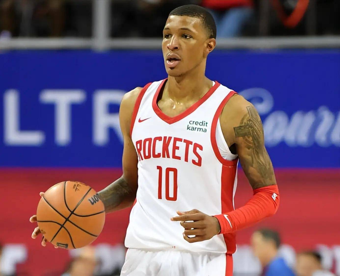 9you娱乐-火箭险胜马刺，卡佩拉16+20震撼表现的简单介绍