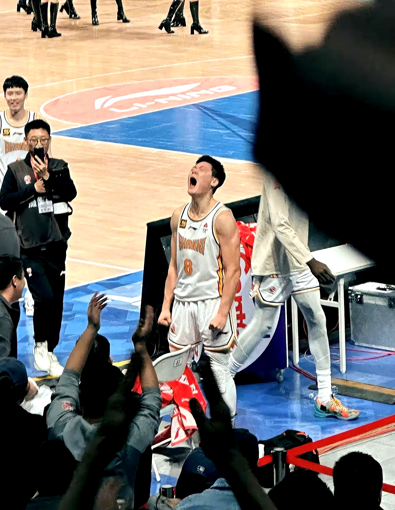 九游体育-山西队客场失利，球员表示将继续努力