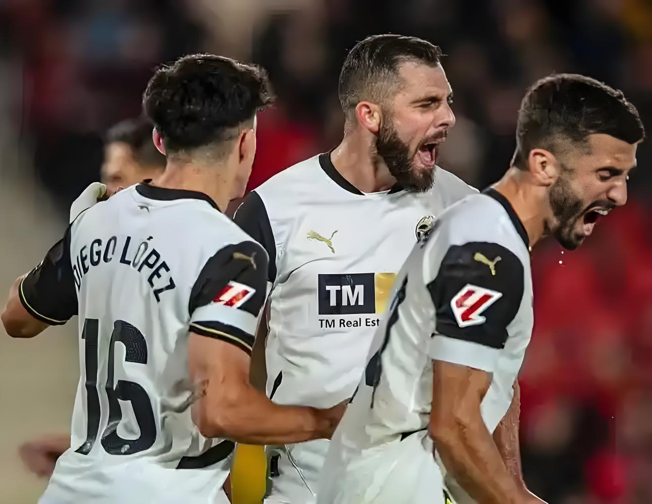 瓦伦西亚球员状态火热，帮助球队晋级下一轮淘汰赛！的简单介绍