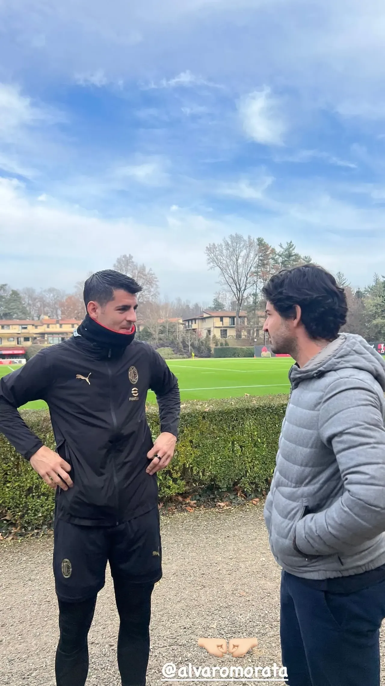 AC米兰球员带头组织球队训练营的简单介绍