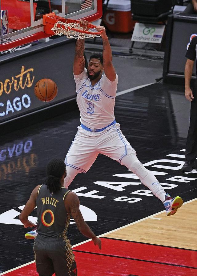 包含太阳翻盘公牛，浓眉哥关键制胜的词条