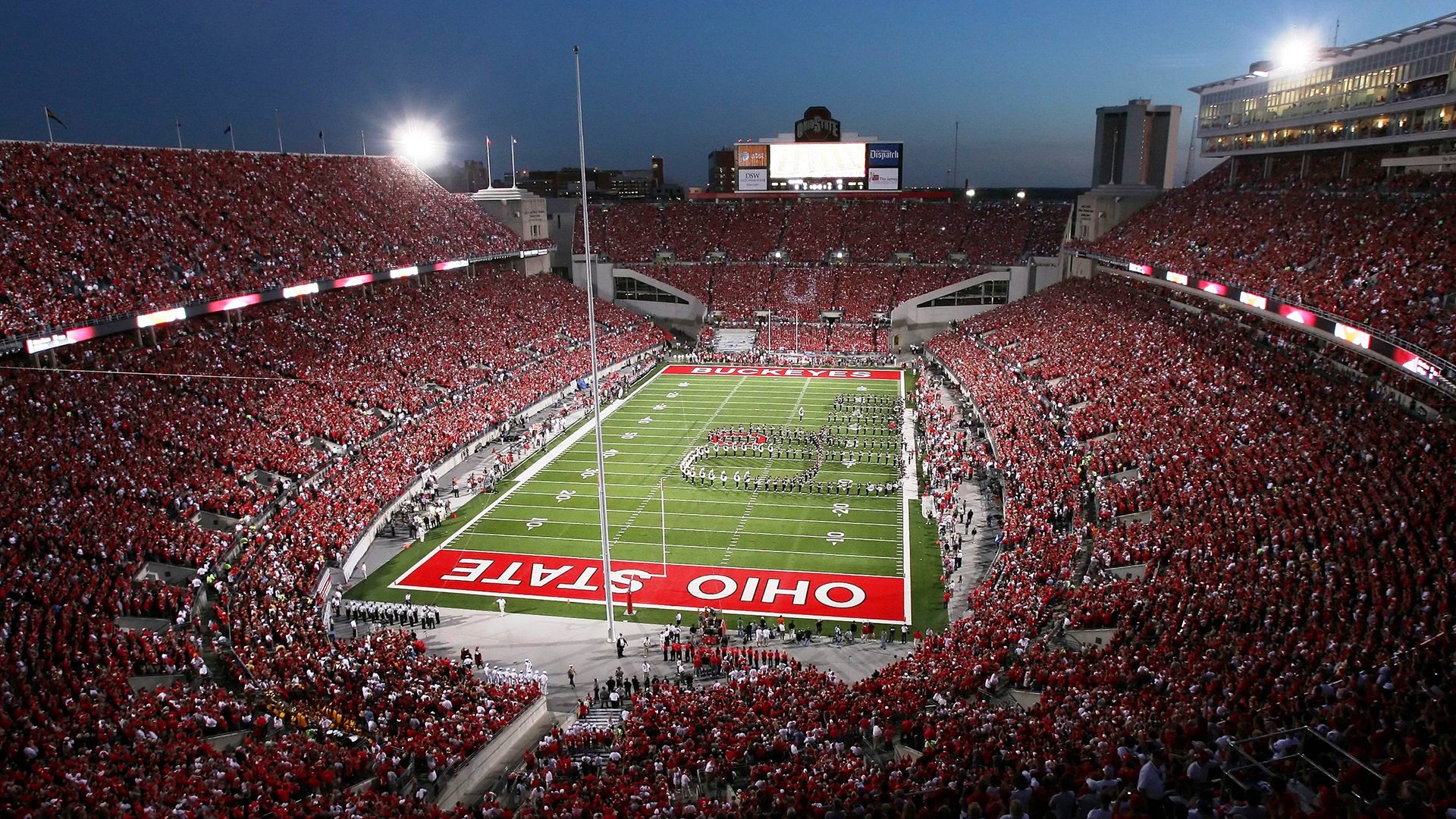 九游娱乐网页-油门与国界，当F1引擎在街道咆哮，伊朗车手在回忆里穿越伊拉克战火